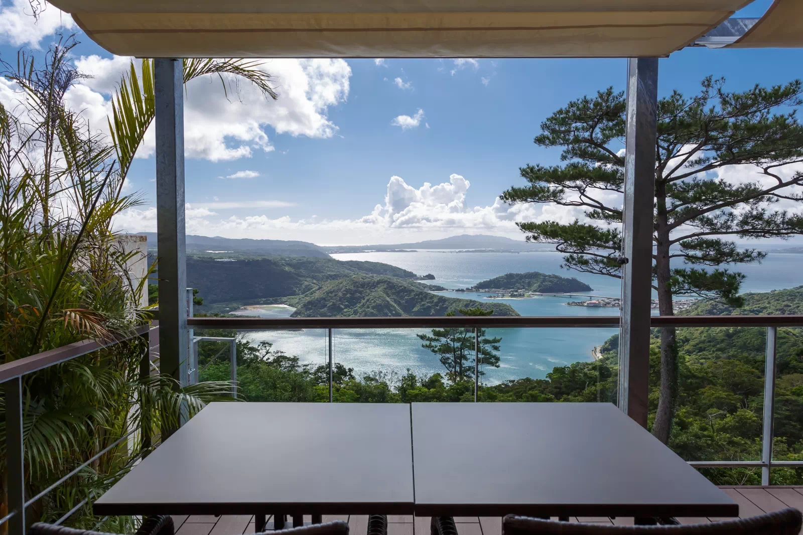 天空のレストラン　OGIMI　SKY TERRACE　大宜味スカイテラス